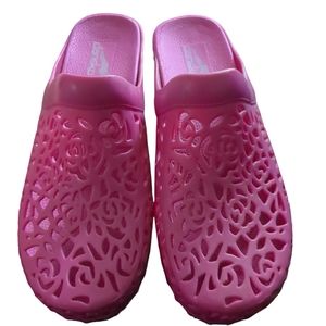 Dansko platform Pink Clogs